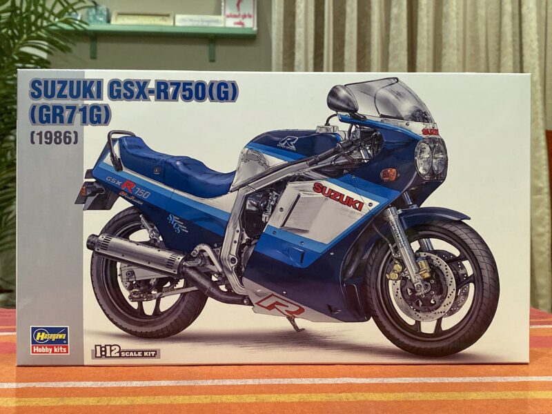 ハセガワ 1/12 SUZUKI GSX-R750 製作記 その0 - OKA-P official blog